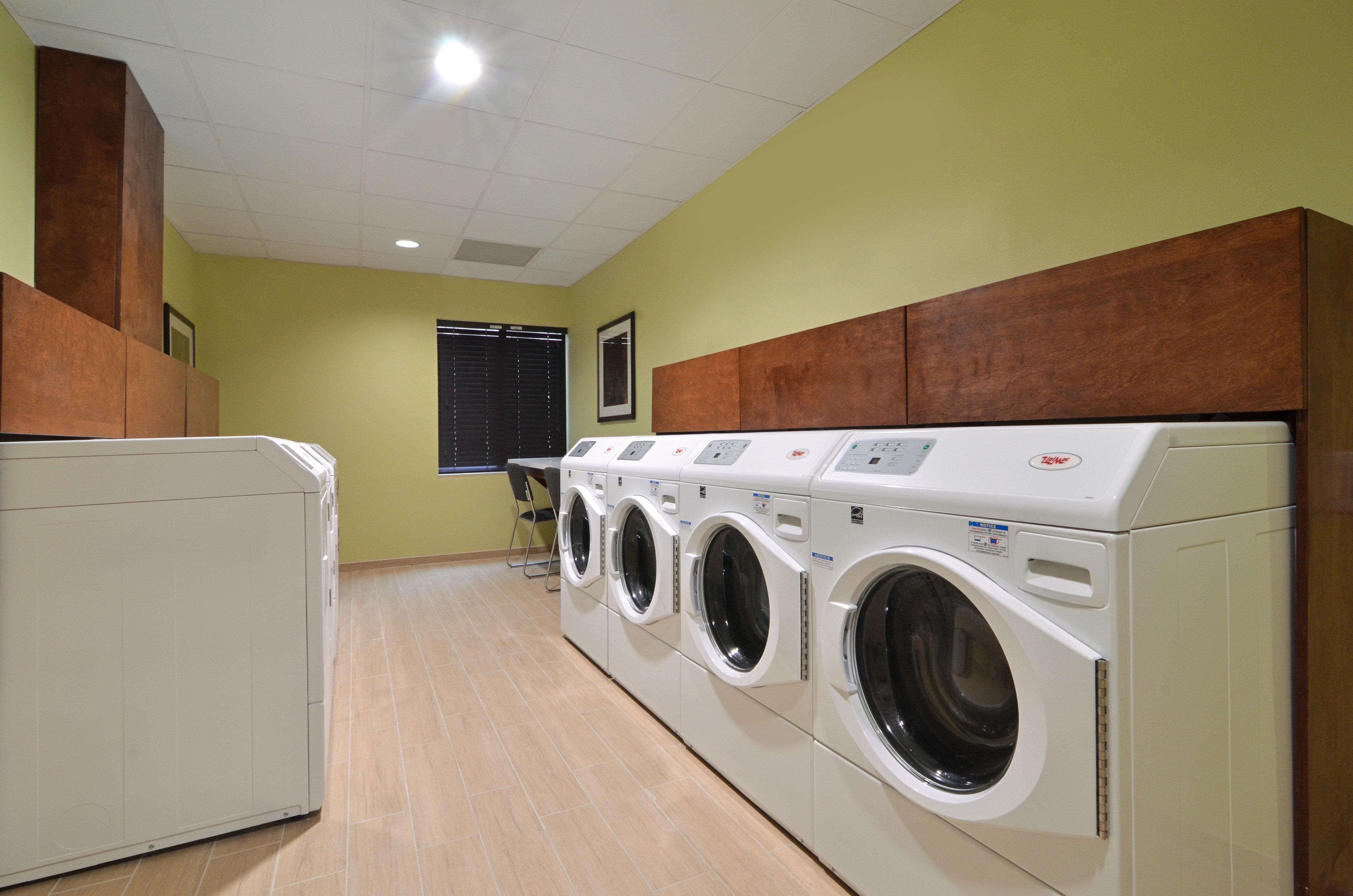 Staybridge Suites Tomball By Ihg Экстерьер фото